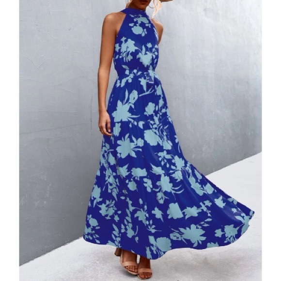 Dresses & Skirts - Boho blue floral print belted halter maxi dress